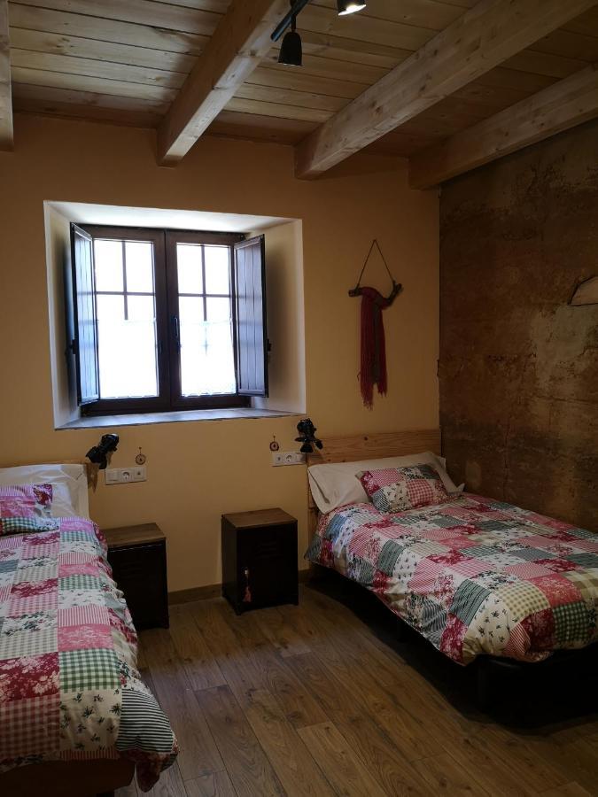 L' Abilleiru Albergue Rural Santibanez de Valdeiglesias Buitenkant foto