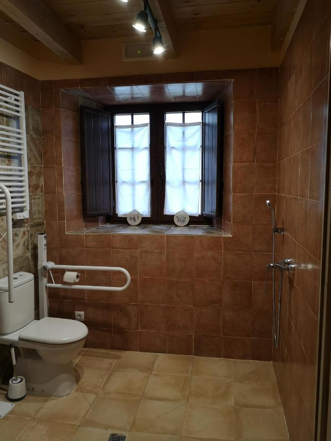 L' Abilleiru Albergue Rural Santibanez de Valdeiglesias Buitenkant foto
