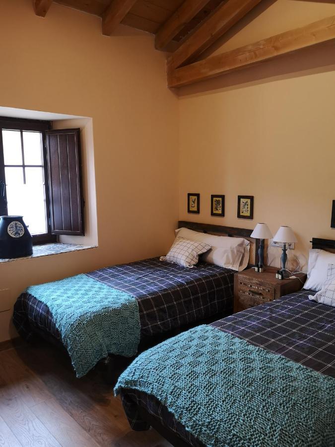 L' Abilleiru Albergue Rural Santibanez de Valdeiglesias Buitenkant foto