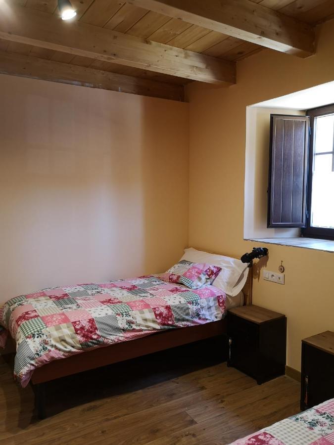 L' Abilleiru Albergue Rural Santibanez de Valdeiglesias Buitenkant foto